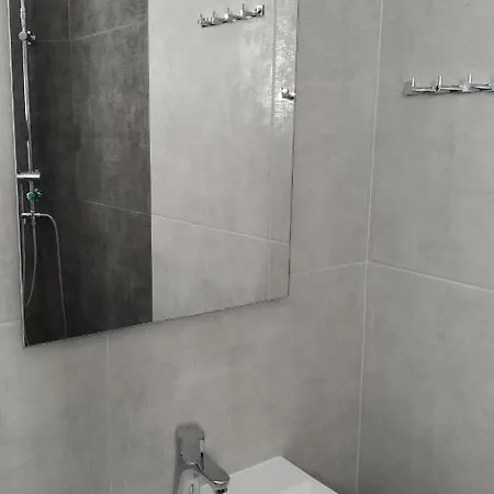 Dassia Green Apartments
