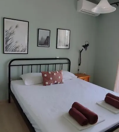Dassia Green Apartments Apartment