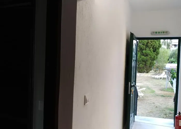 Апартаменты Dassia Green Apartments Дассия